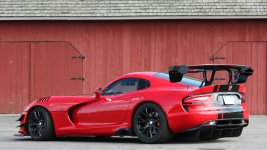 The-First-Drive-Of-The-Long-Awaited-2016-Dodge-Viper-ACR-2.jpg
