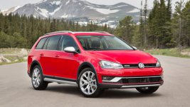 2017-golf-alltrack-6321-1.jpg