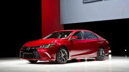 toyota-camry-2015-1(1).jpg