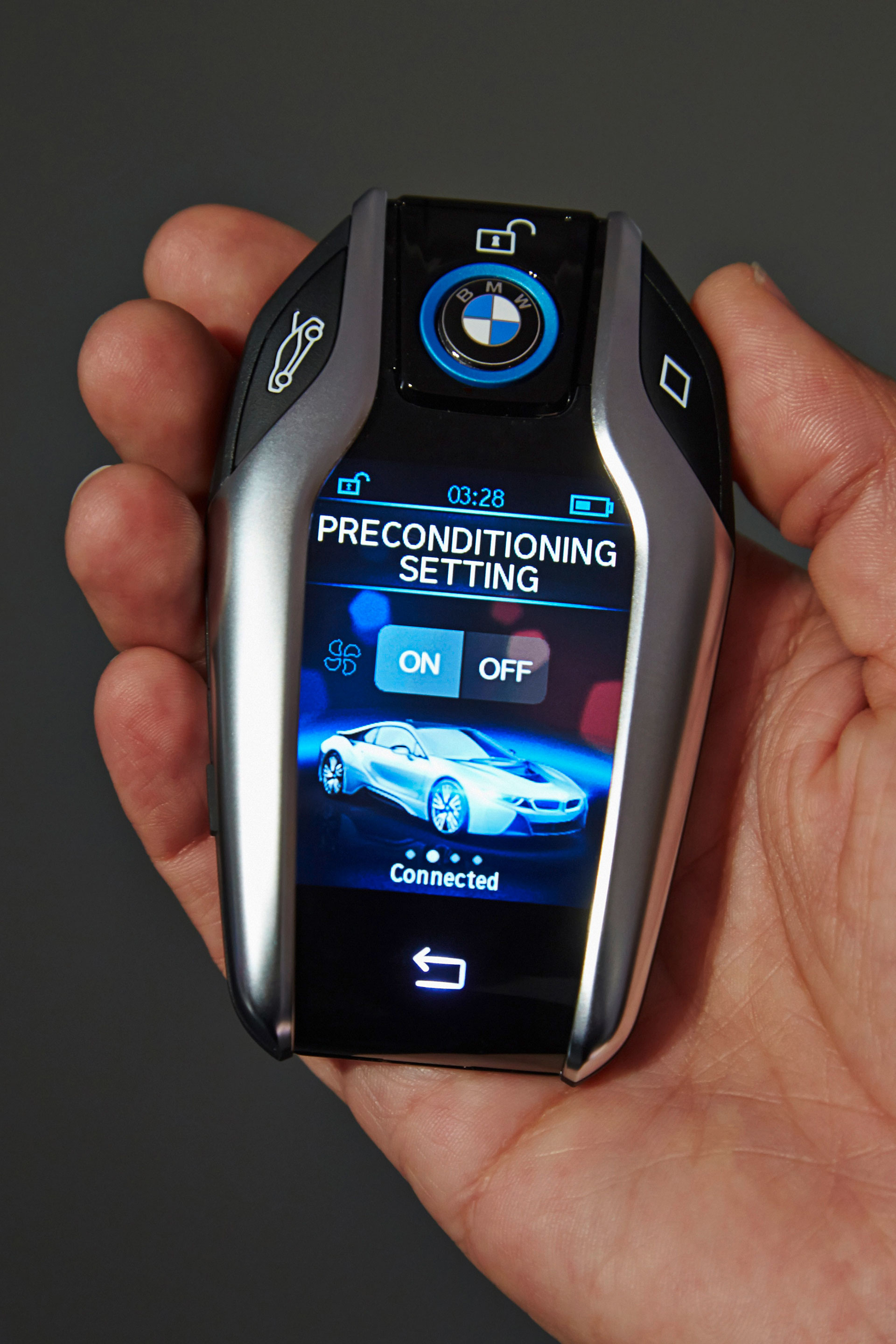 BMW’s New Key Fob With LCD Display