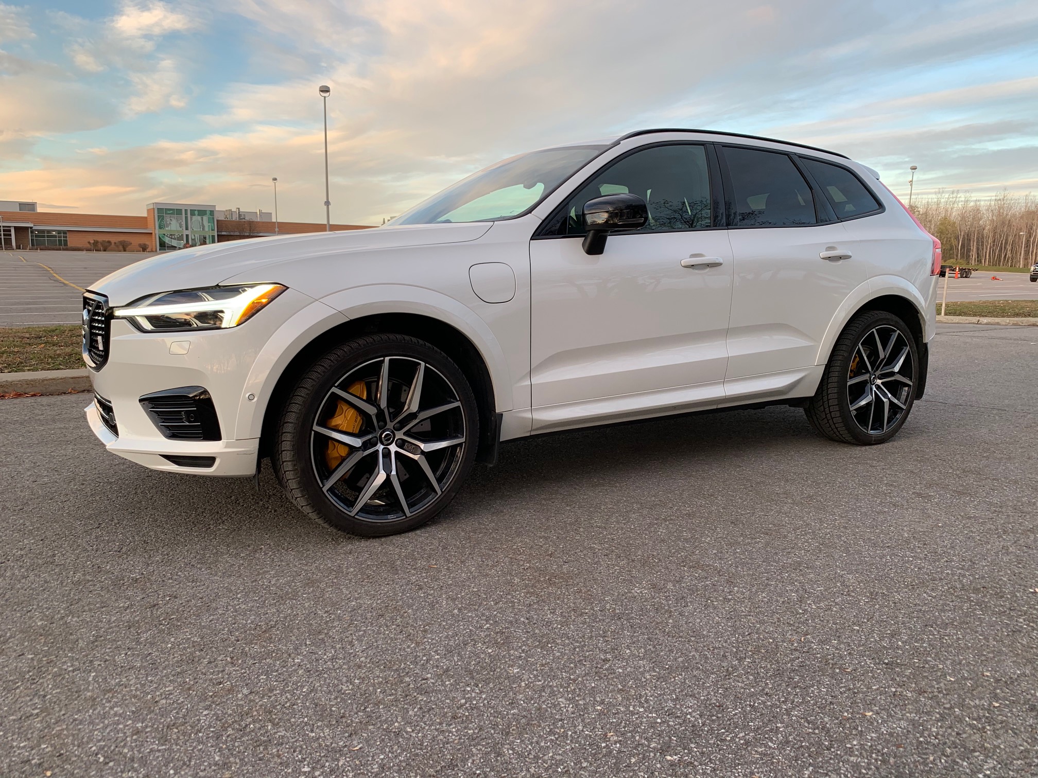 2020 Volvo XC60 T8 Polestar Engineered Review
